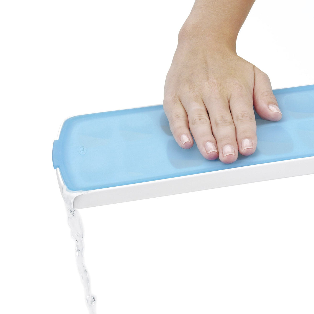 no-spill-ice-cube-tray-v7 1132080_2_no-spill_ice_cube_tray.jpg