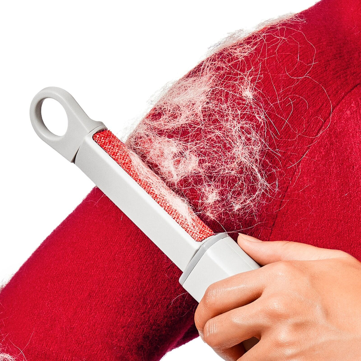 reusable-lint-roller-d2 gg_12331200_otglintbrush_pdp_02_1_.jpg