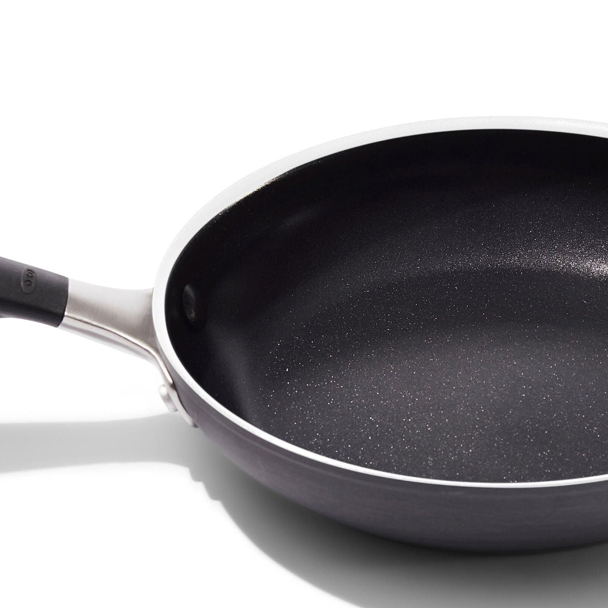 non-stick-pro-every-day-8-inch-frypan-d2 oxo_cc010468-001_nonstick-everyday-8in-fry-pan_pdp_06.jpg