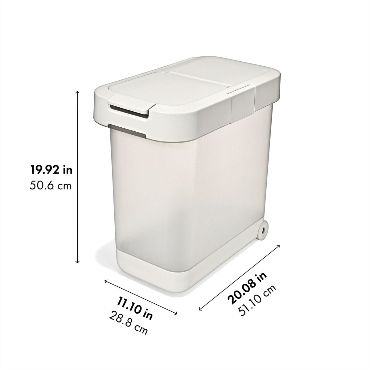 oxo-pet-airtight-food-container-with-scoop-large-y0 pet_7301500_airtight-food-container-large_apdp_01_dim.jpeg