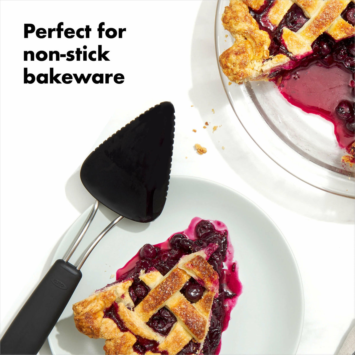 nylon-flexible-pie-server-a0 1064984_8b_1_.jpg