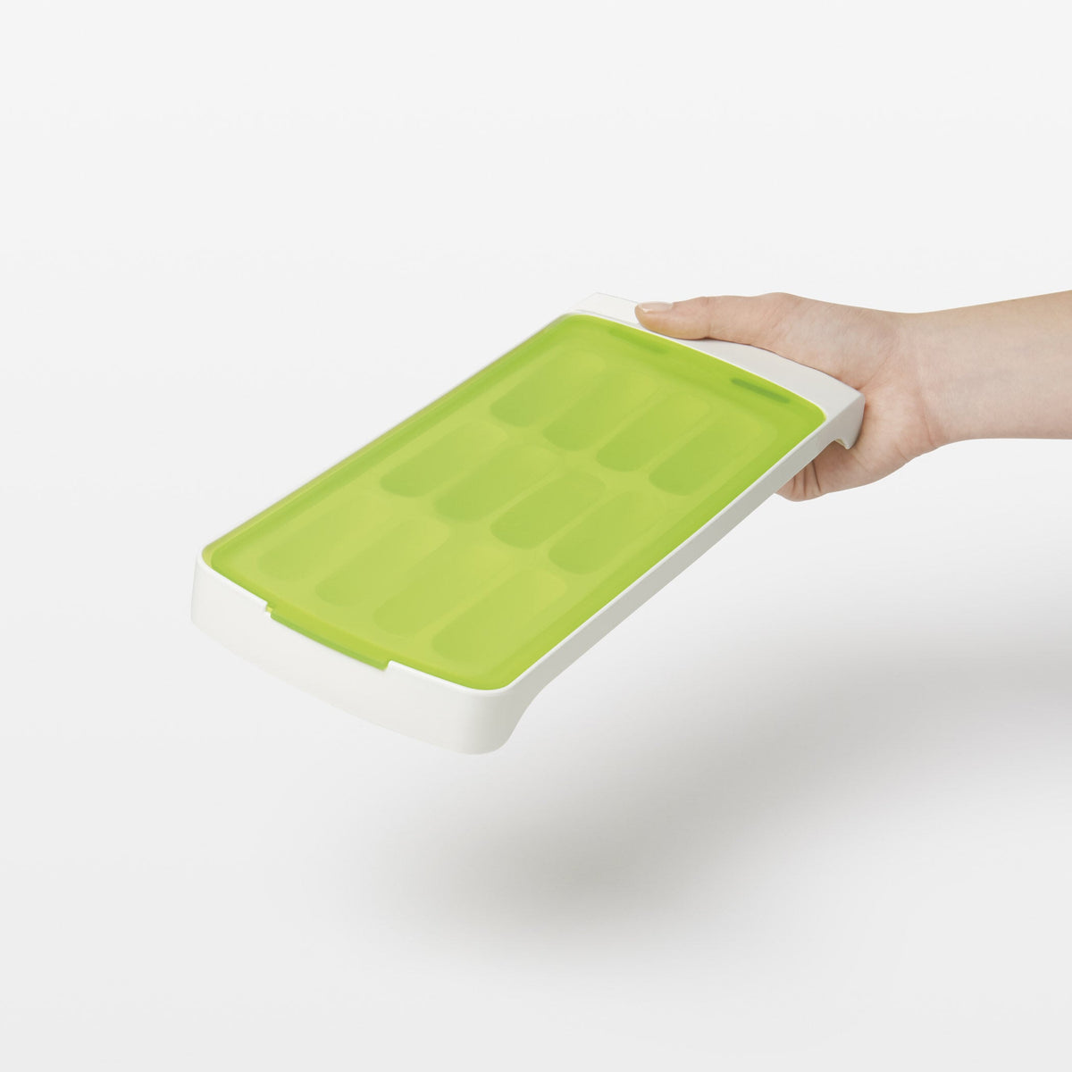 no-spill-ice-stick-tray-r2 11147700_5_no-spill_ice_stick_tray.jpg