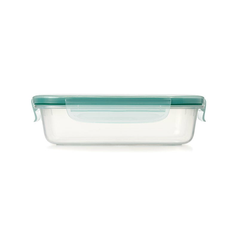 oxo-good-grips-5-1-cup-smart-seal-plastic-container-p5 11175100snap5point1cup.jpg