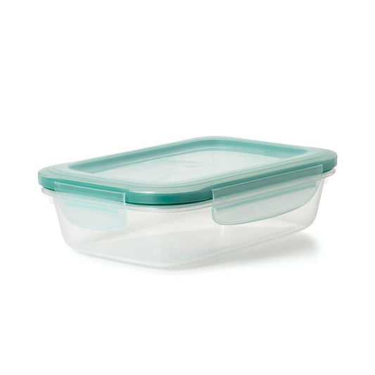 oxo-good-grips-5-1-cup-smart-seal-plastic-container-p5 11175100snap5point1cup2.jpg
