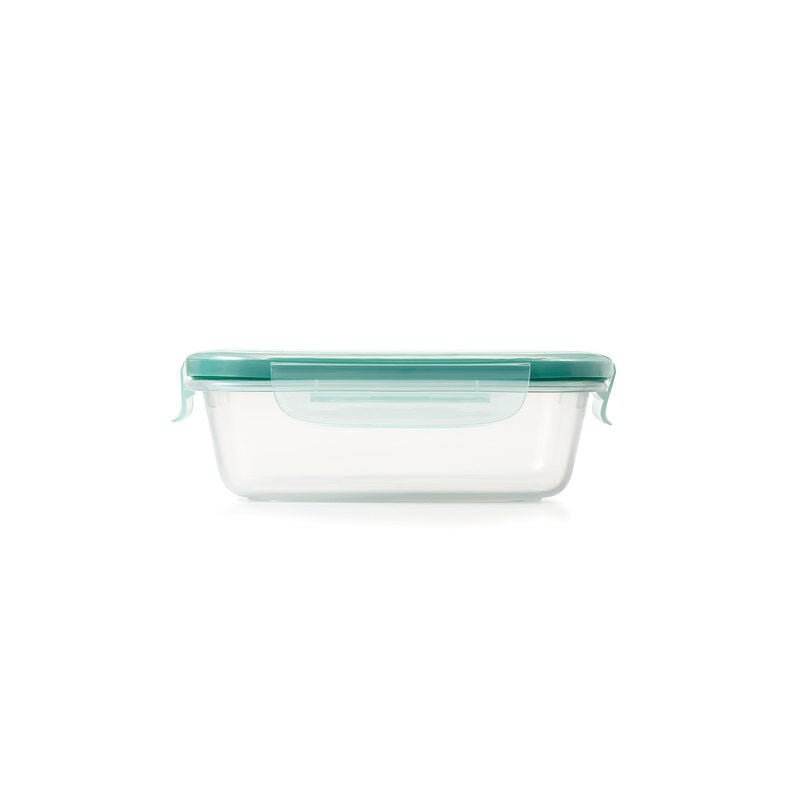 oxo-good-grips-3-cup-smart-seal-plastic-container-w6 11175300snap3cup1.jpg
