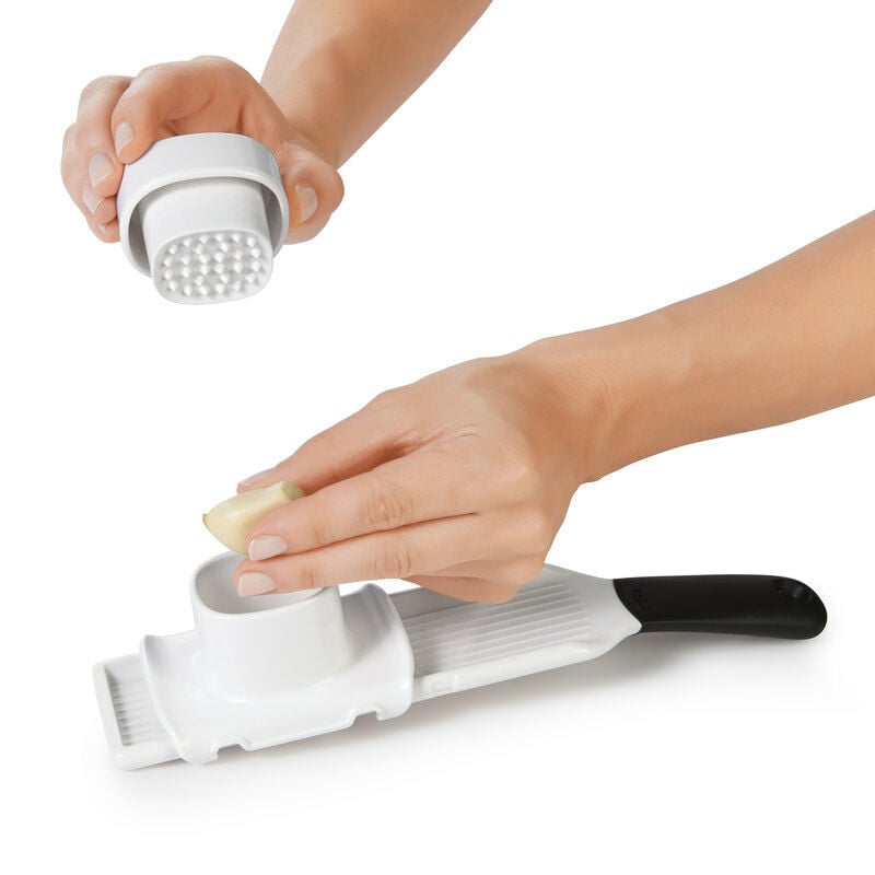 oxo-good-grips-garlic-slicer-t9 111786003.jpg