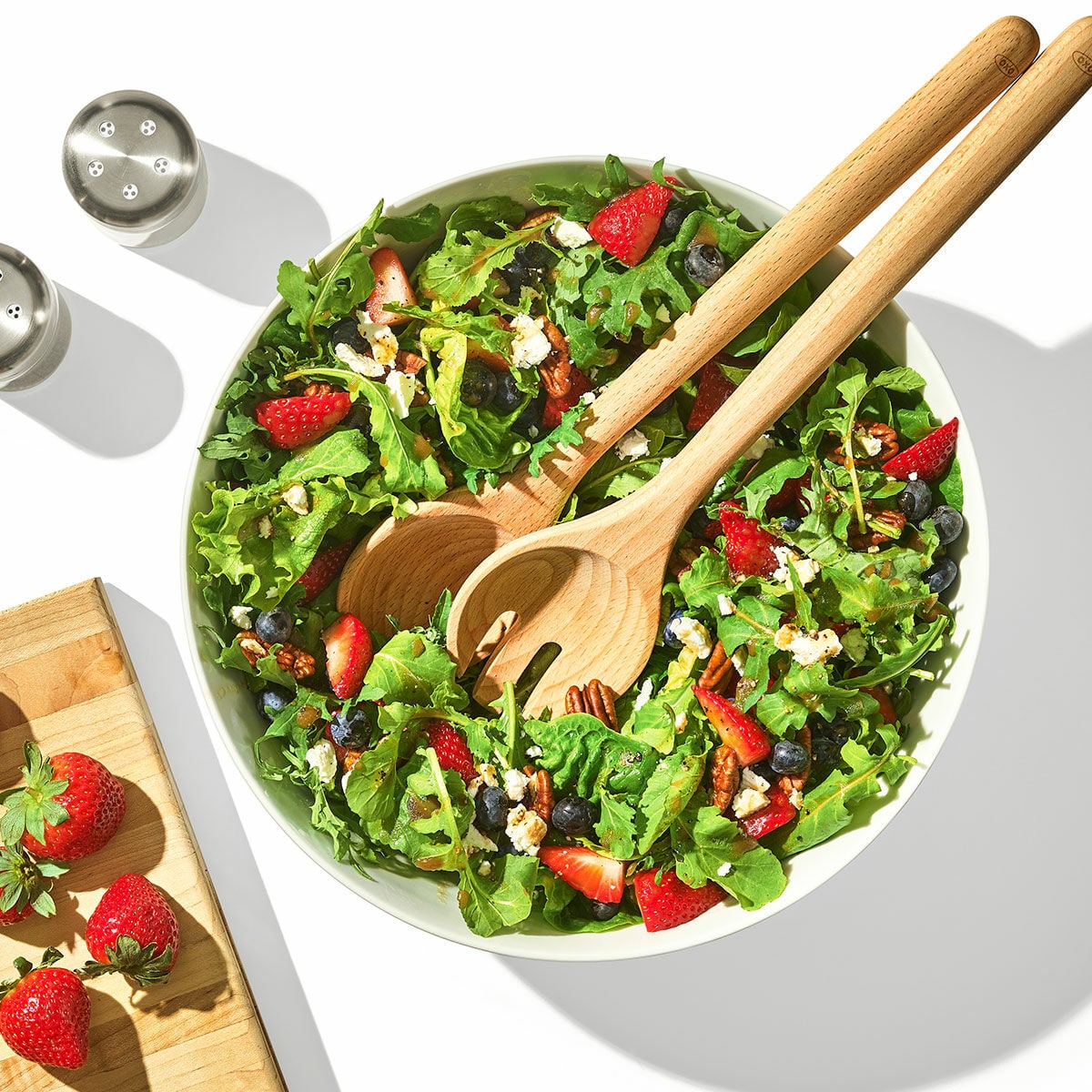 beechwood-salad-servers-2-piece-set-m0 11397600_16.jpg