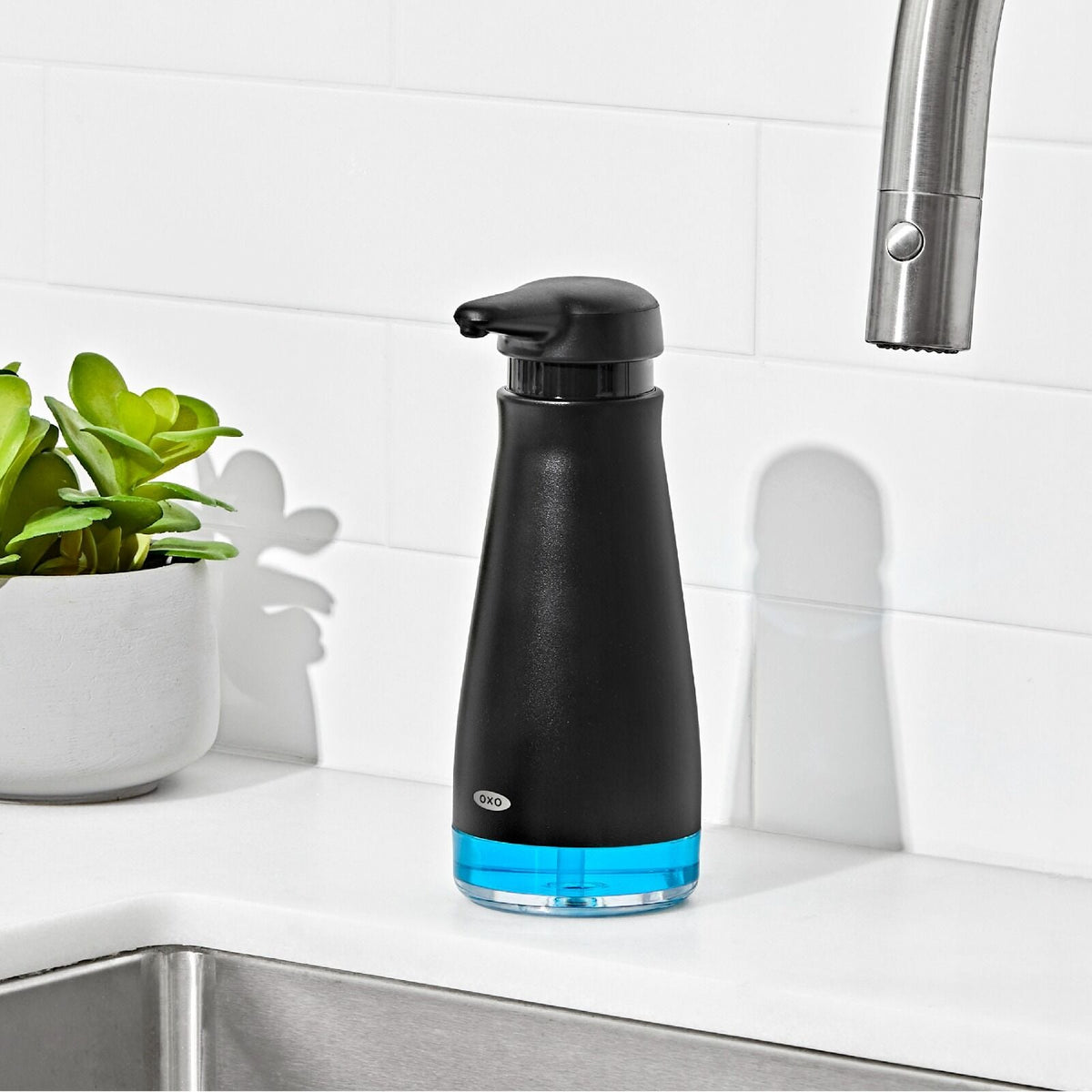 stainless-steel-soap-dispenser-black-c8 12427000_27.jpg
