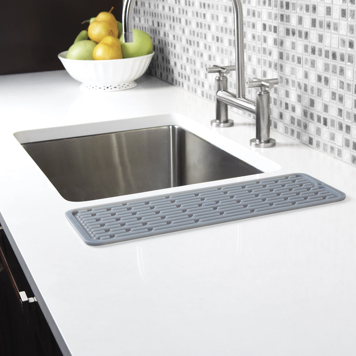 silicone-wine-glass-drying-mat-f0 1372100_4_silicone_wine_glass_drying_mat.jpg