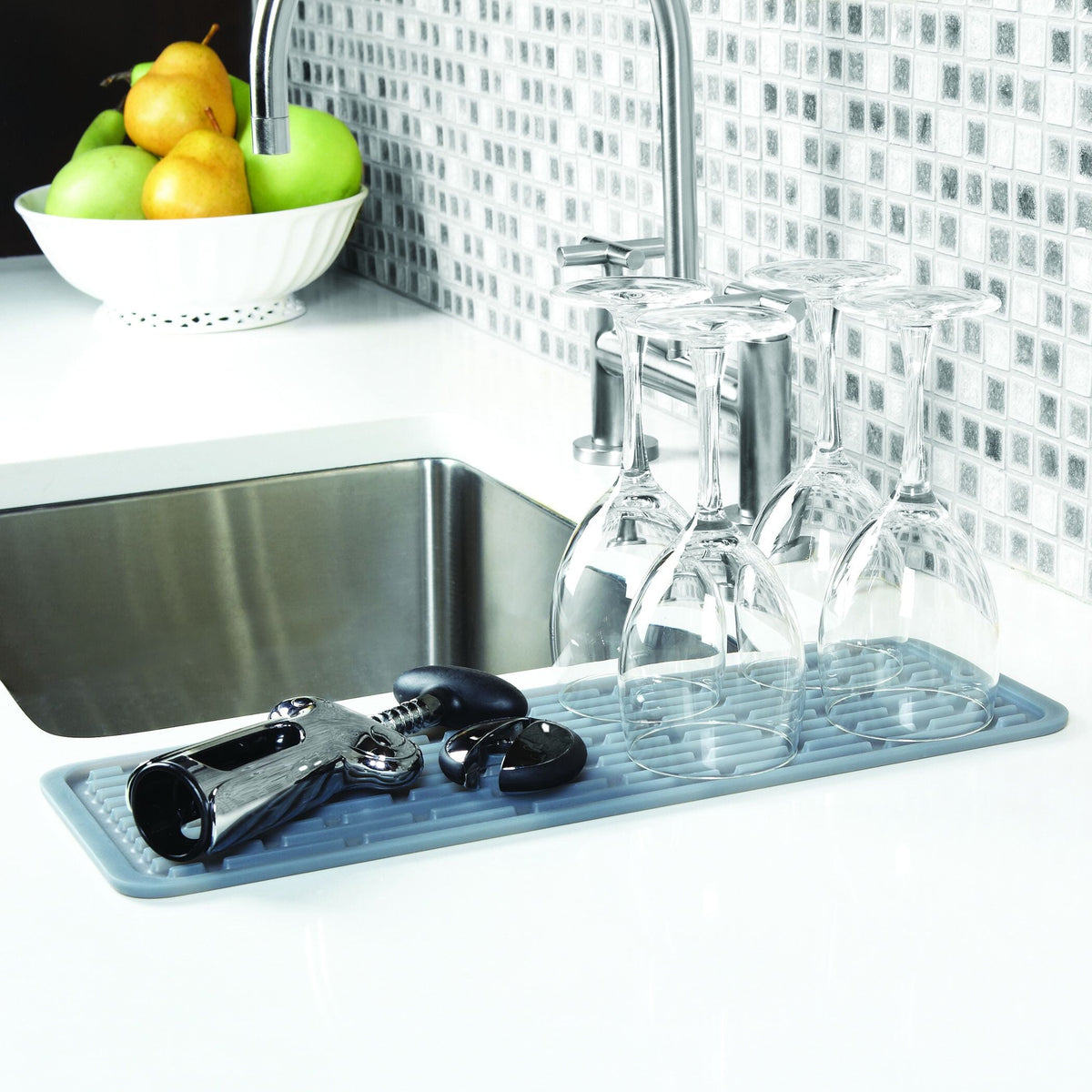 silicone-wine-glass-drying-mat-f0 1372100_5_silicone_wine_glass_drying_mat.jpg