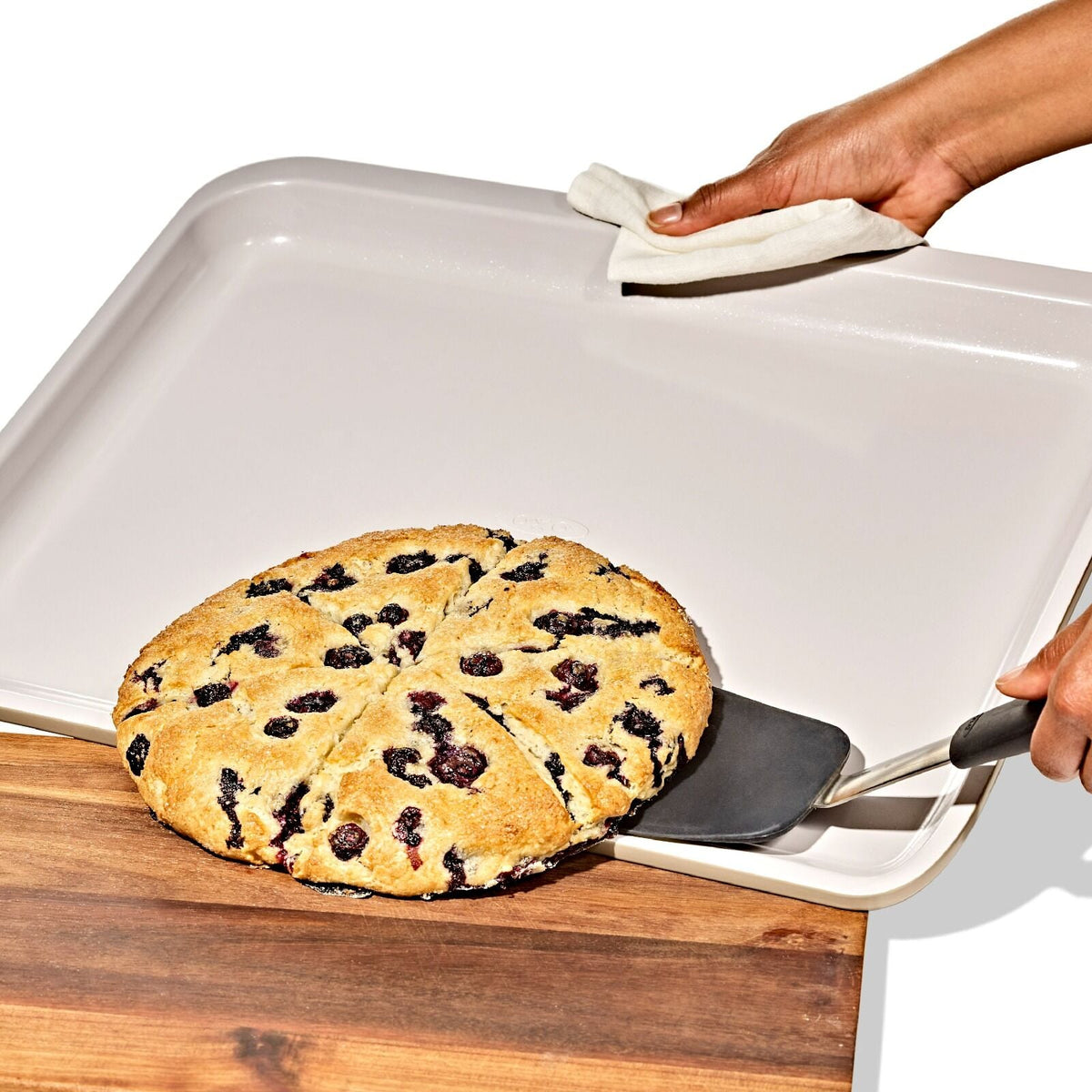 non-stick-pro-ceramic-coated-metal-bakeware-cookie-sheet-biscuit-i0 24123db9-ee95-4e4b-8882-81e452abcd2a.jpeg