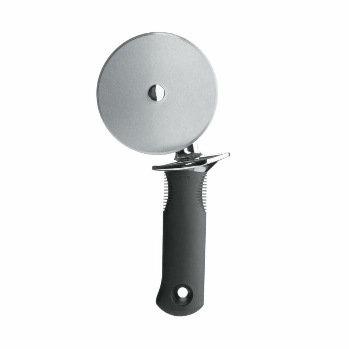 oxo-good-grips-4-pizza-wheel-b4 26681.jpg
