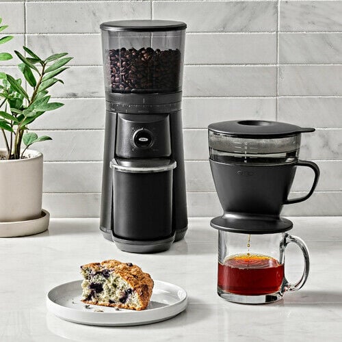 pour-over-coffee-maker-with-water-tank-matte-black-f1 7d28a9ce-c9cd-4014-a69e-e3e7b45c7980.jpg