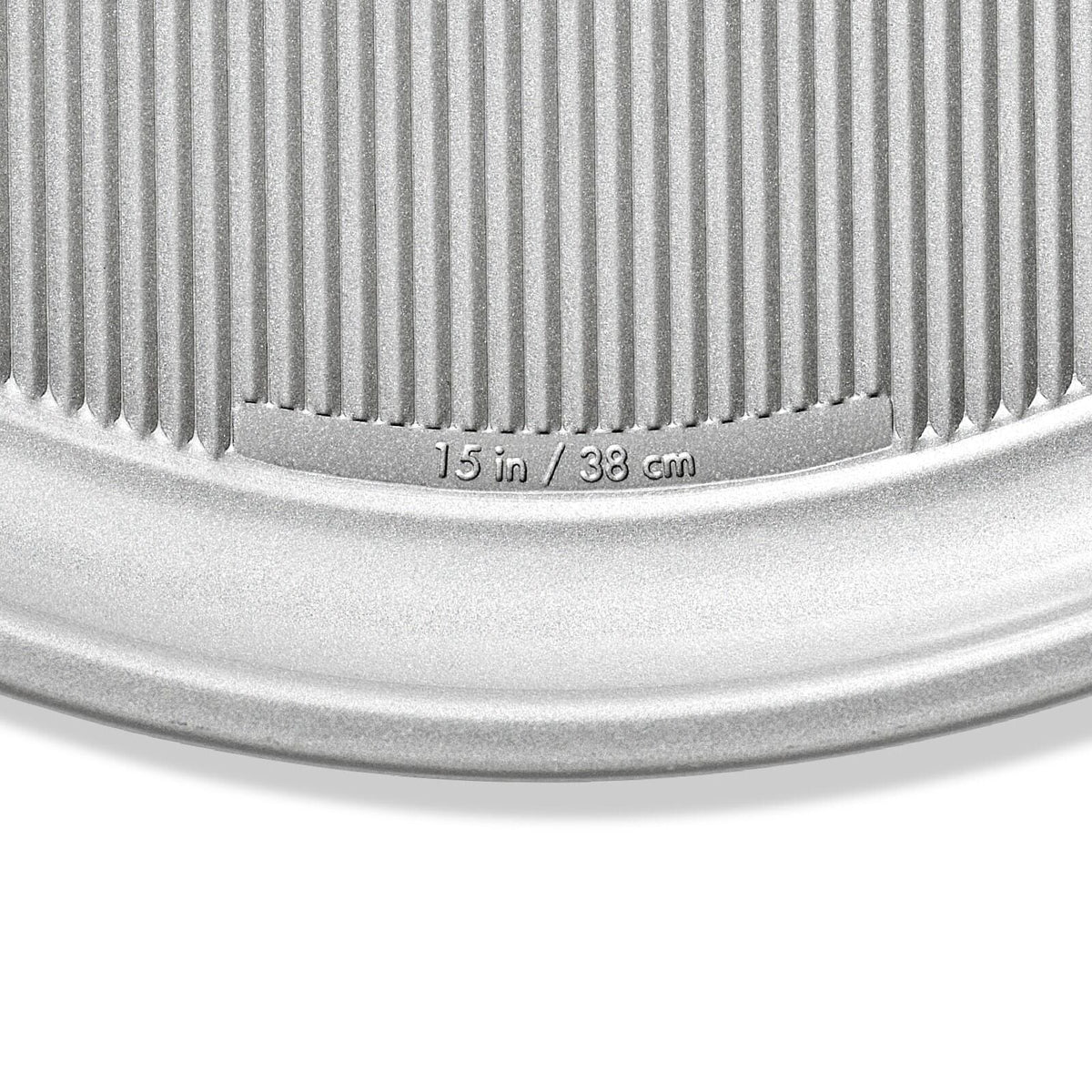 non-stick-pro-clear-coated-15in-pizza-pan-f5 9b17ce48-7de5-4e50-9bef-90a15a6b5df2.jpeg