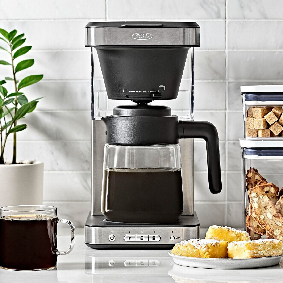 8-cup-coffee-maker-with-podless-single-serve-function-and-glass-carafe-z3 brew_8722000_8-cup-glass-coffee-maker-podless_pdp_01.jpeg