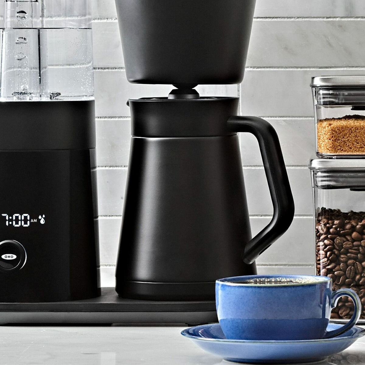 replacement-carafe-for-9-cup-coffee-maker-matte-black-a4 brew_8725100_9-cup-coffee-maker-black-carafe_pdp_03_1_.jpeg