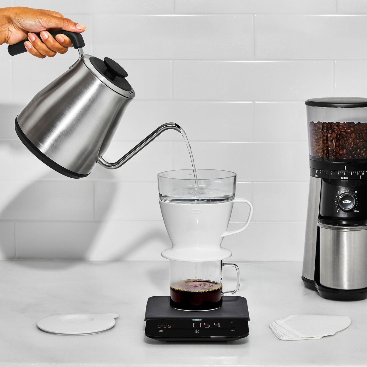 adjustable-temperature-pour-over-kettle-o9 brew_adjustabletemperaturekettle_8717100v2_07_1_.jpg