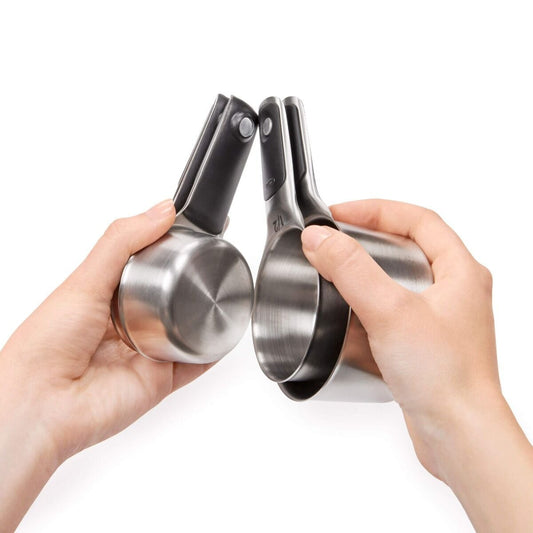 stainless-steel-measuring-cups-r1 gg_11132000_4_1_.jpg