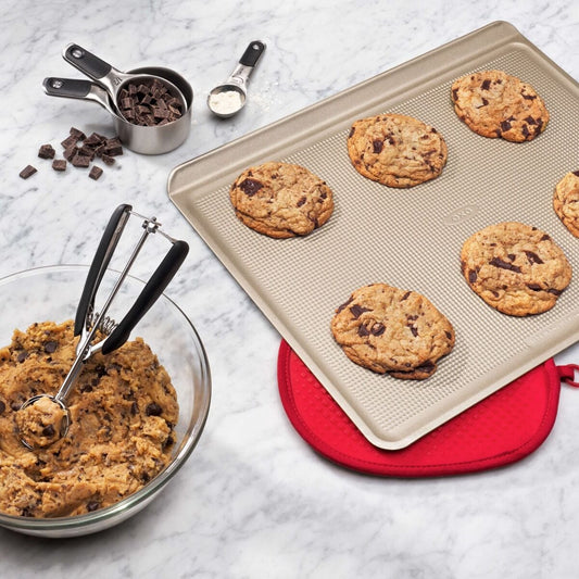 medium-cookie-scoop-i7 gg_11160600_1055893_11180500_11220800_9_1_.jpg