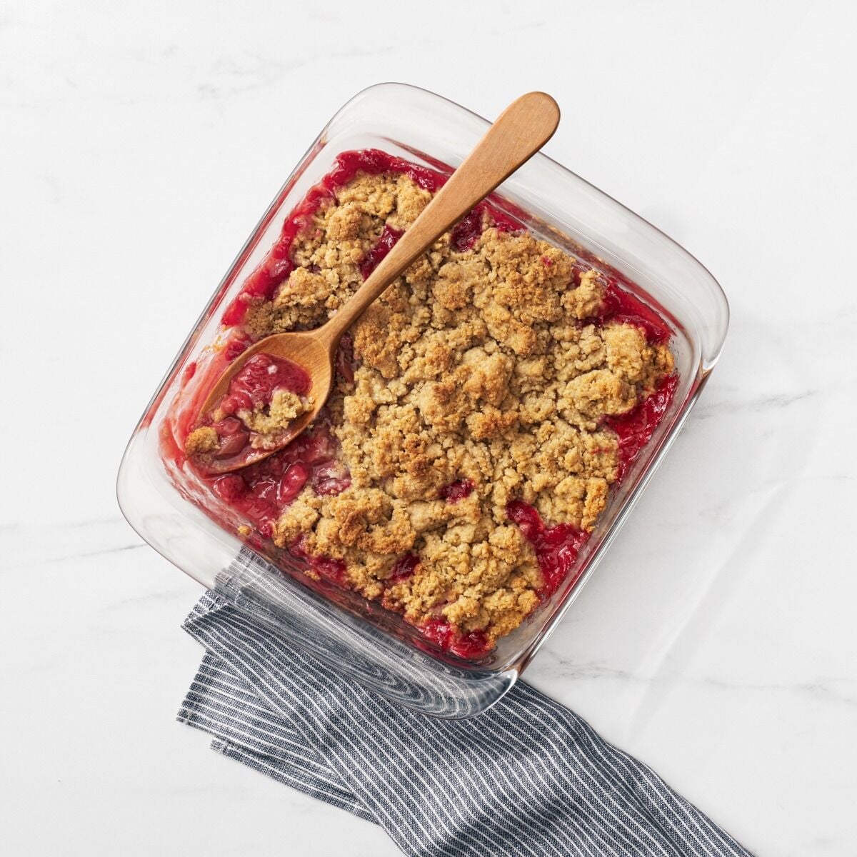 glass-baking-dish-with-lid-2-0-qt-e5 gg_11176200_9.jpg