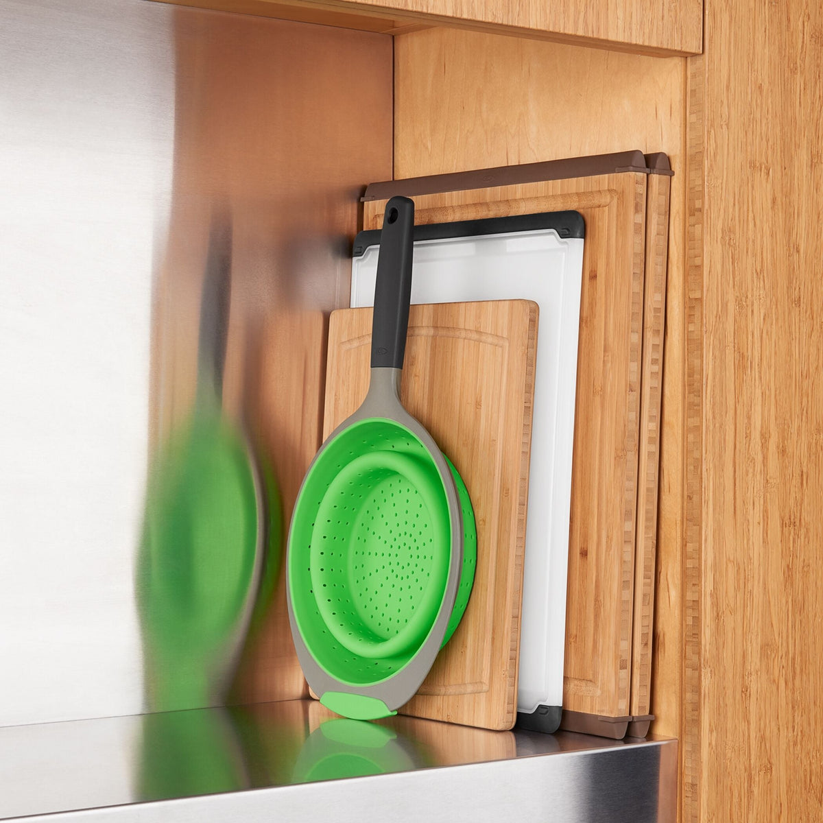 silicone-collapsible-strainer-2-0-qt-o6 gg_11208300_9.jpg