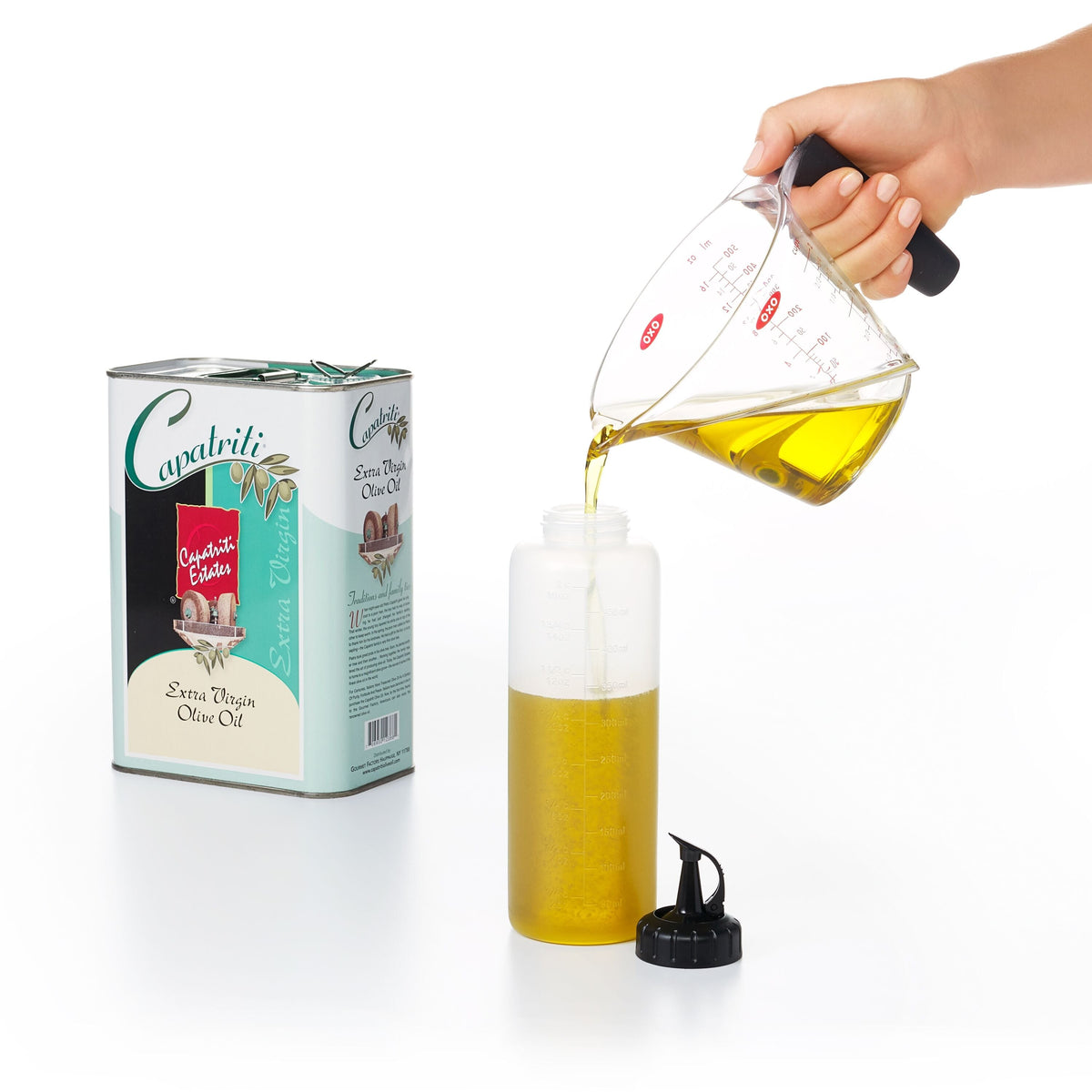 oxo-chef-s-squeeze-bottles-12-ounces-s5 gg_11219300_4.jpg