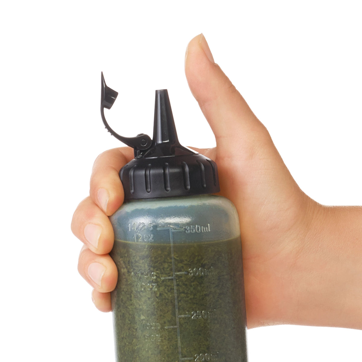 oxo-chef-s-squeeze-bottles-16-ounces-c2 gg_11219400_4c.jpg