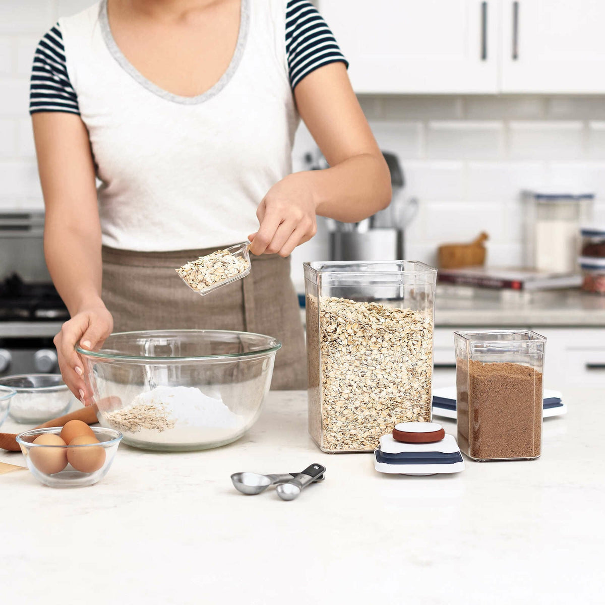 8-piece-pop-container-baking-set-d7 gg_11236500_4_1_.jpg