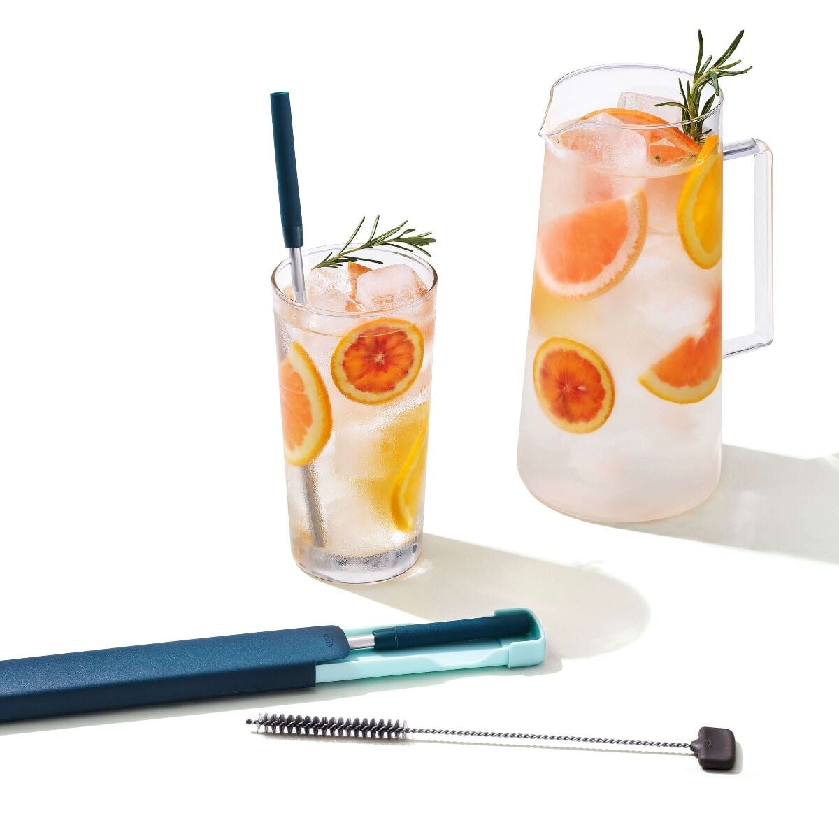 4-piece-reusable-straw-and-brush-set-with-case-d3 gg_11300200_9_1_.jpg