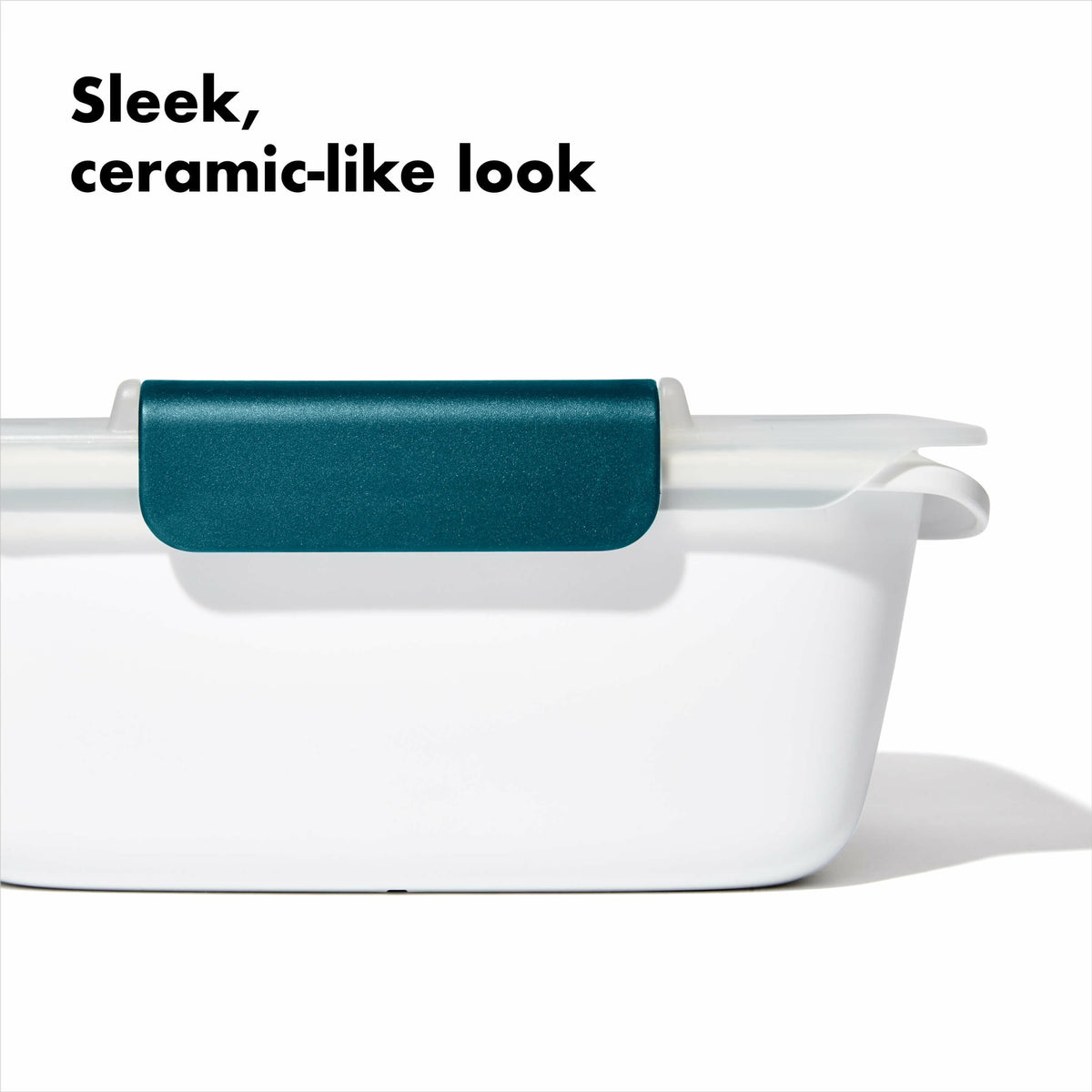 prep-and-go-salad-container-j8 gg_11301500___8b_1_.jpg