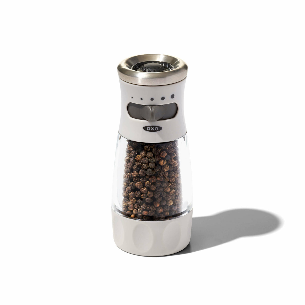 contoured-mess-free-pepper-grinder-b5 gg_11312500_3a_w_rgb_1_.jpg