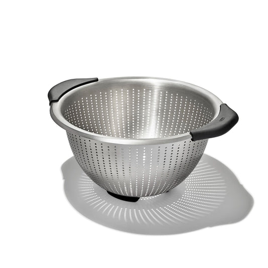 5-qt-stainless-steel-colander-x5 gg_11330900_stainlesssteelcolander5qt_02_rgb.jpg