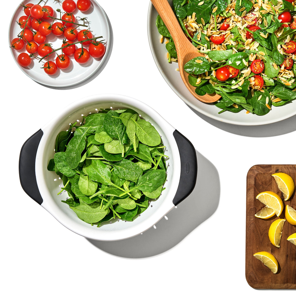 plastic-colander-d8 gg_11331000_plasticcolander3qt_pdp_04.jpg