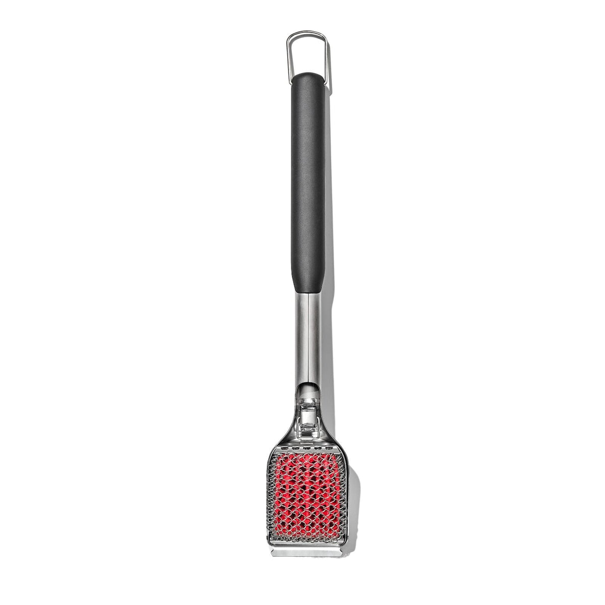 coiled-grill-brush-with-replaceable-head-l3 gg_11356300_coiledgrillbrush_05.jpg