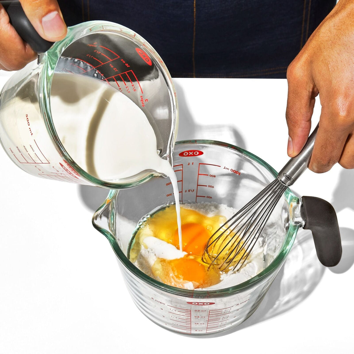 4-cup-glass-measuring-cup-a0 gg_11382000_4cupglassmeasuringcup_pdp_02.jpg