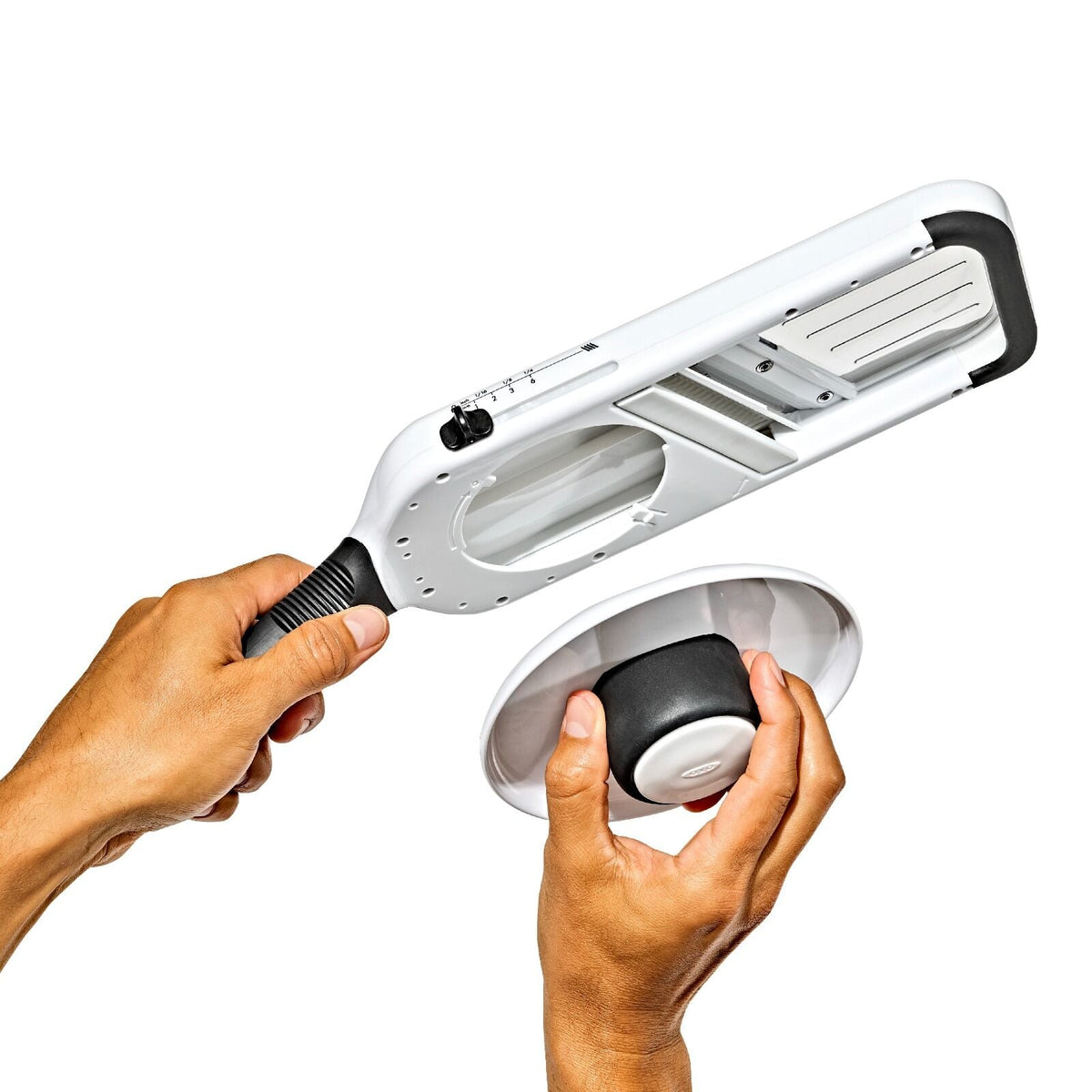 precision-handheld-mandoline-i0 gg_11391800_precisionhandheldmandoline_pdp_05.jpeg
