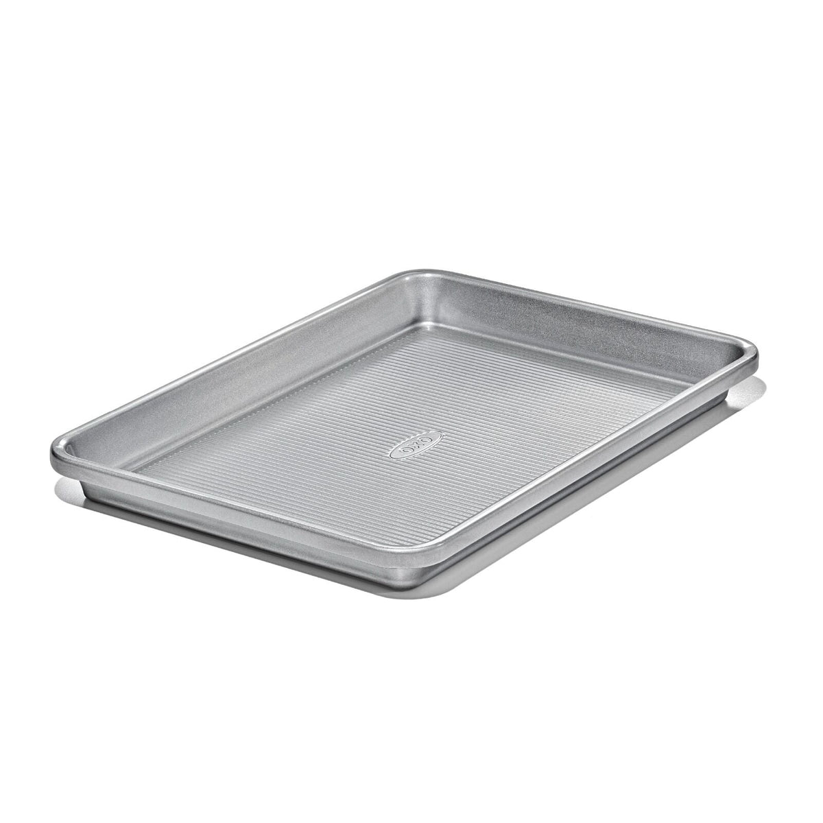 non-stick-pro-clear-coated-quarter-sheet-pan-s3 gg_11434900_quarter-sheet-pan_pdp_04.jpeg