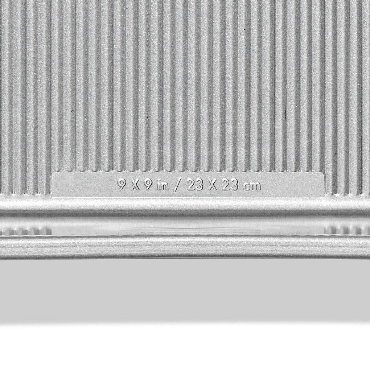 nonstick-pro-clear-coated-9in-square-cake-pan-w8 gg_11435200_9in-square-cake-pan_pdp_06.jpeg
