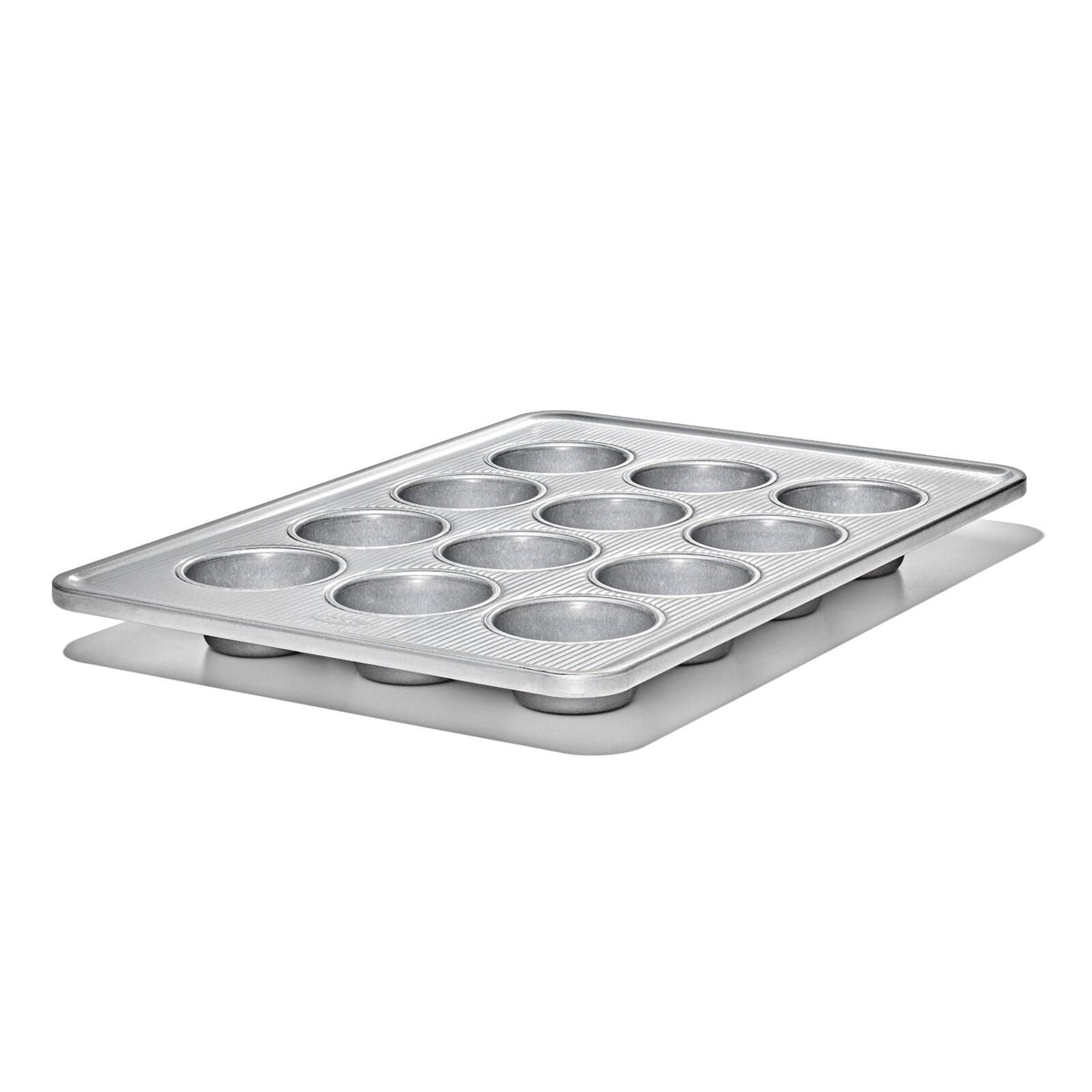 non-stick-pro-clear-coated-12-cup-muffin-pan-a8 gg_11435600_12-cup-muffin-pan_pdp_03.jpeg