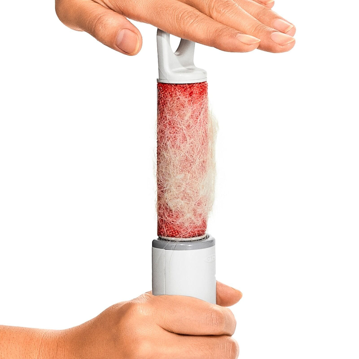 reusable-lint-roller-d2 gg_12331200_otglintbrush_pdp_03_1_.jpg