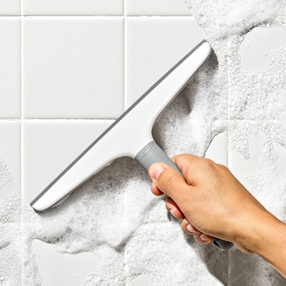 multi-use-squeegee-with-hook-y0 gg_12397800_multiusesqueegeehook_pdp_02.jpg