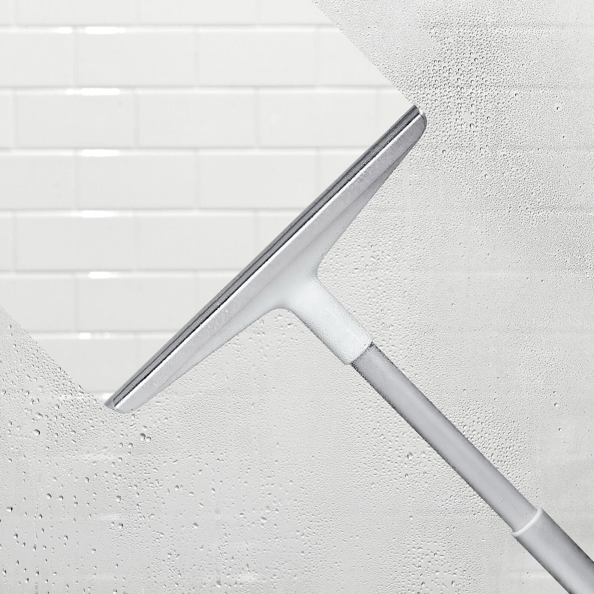 aluminum-extendable-squeegee-w2 gg_12397900_aluminumextsqueegee_pdp_04.jpeg