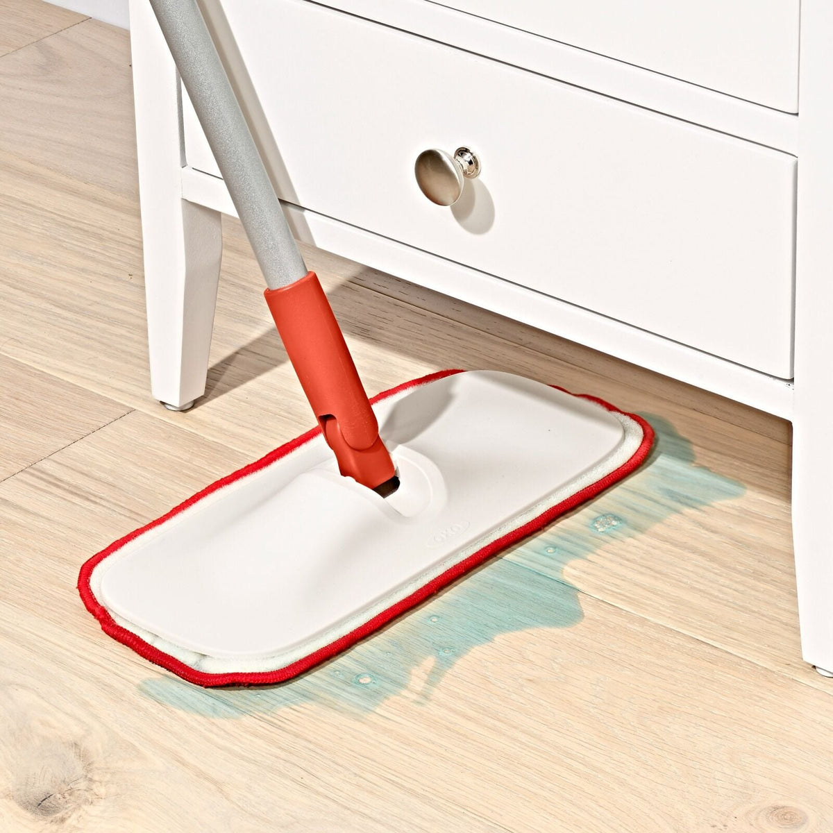 wet-and-dry-microfiber-mop-e7 gg_12423100_wet-dry-floor-mop_pdp_03.jpeg