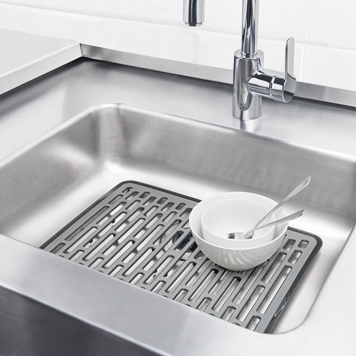 oxo-good-grips-large-sink-mat-a7 gg_13190530_9.jpg