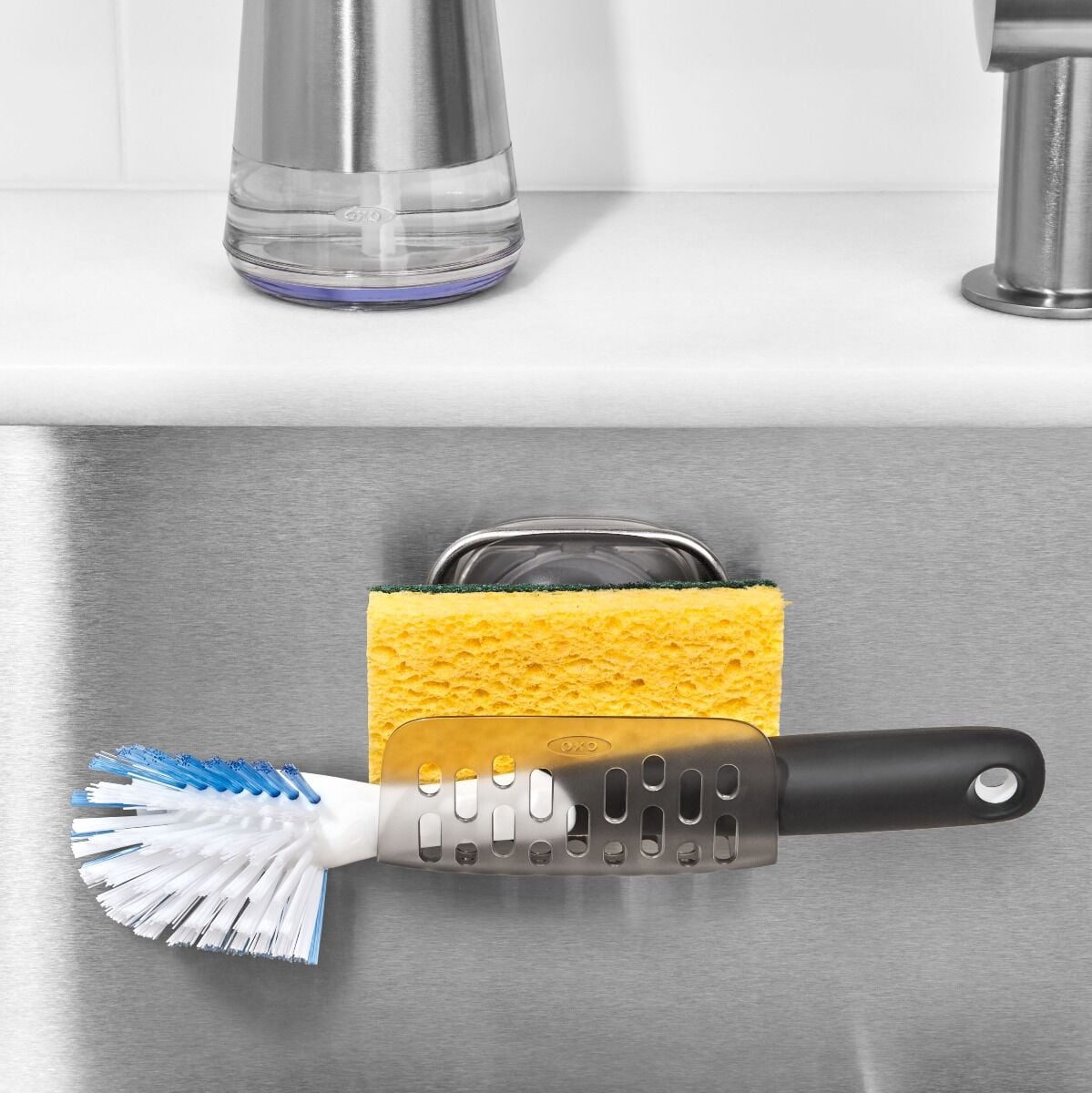 strongholdtm-suction-sponge-holder-g7 gg_13273500_9g.jpg