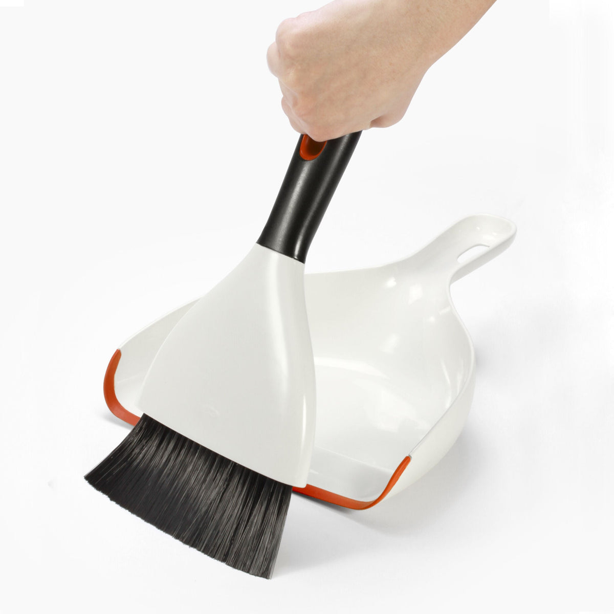 dustpan-and-brush-set-v8 gg_1334480_7_dustpan_brush_set.jpg