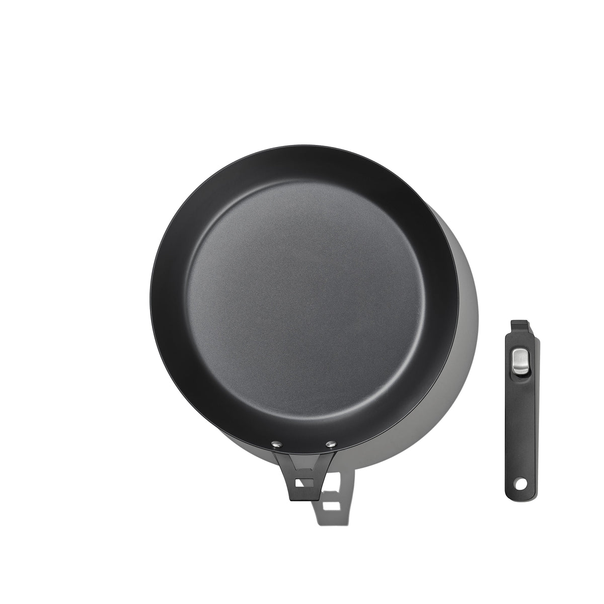 outdoor-12-inch-carbon-steel-pan-with-removable-handle-g4 od__2059650001_12incarbonsteelpan_61_rgb.jpg