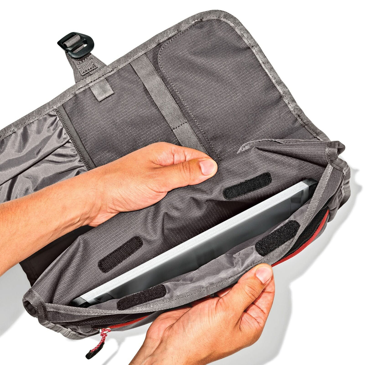 outdoor-camp-kitchen-tool-roll-n5 odr_9113900_campkitchentoolroll_pdp_07.jpeg
