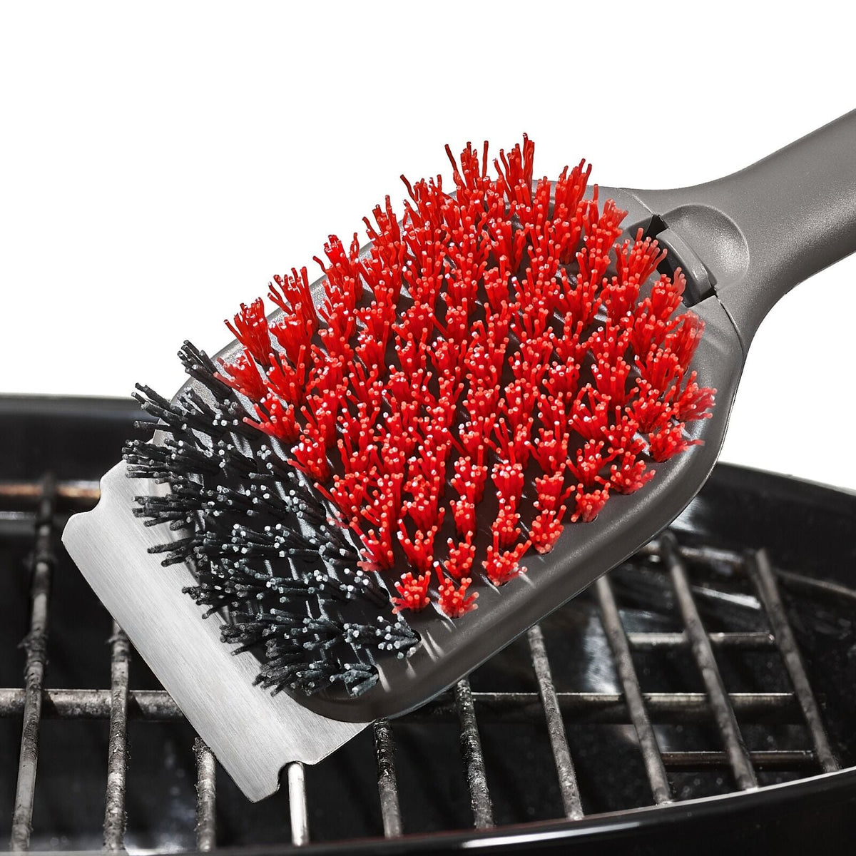 outdoor-nylon-grill-brush-set-of-2-replacement-heads-q8 odr_9210900_nylongrillbrushforcoldcleaningrpmheads_pdp_04.jpeg