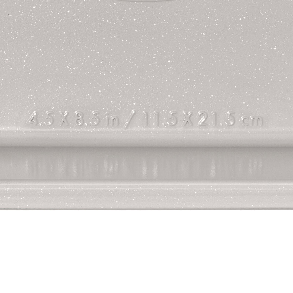 non-stick-pro-ceramic-coated-metal-bakeware-1-lb-loaf-pan-y0 oxo_1lb-loaf-pan_pdp_05.jpg